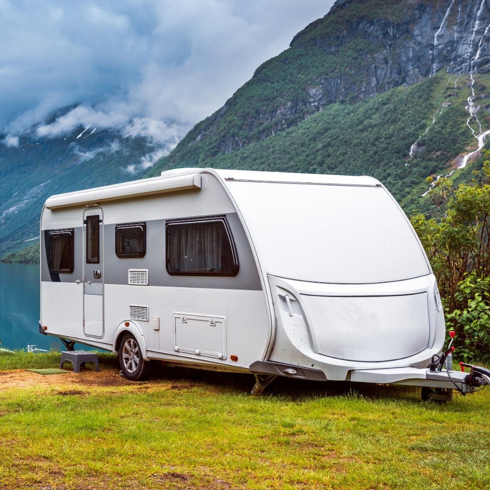 caravan-mountains caravan-mountains